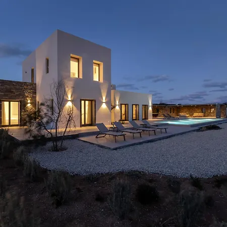 Celestial Santa Maria (Paros)