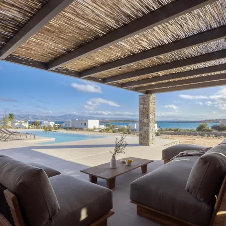 Celestial * Santa Maria (Paros)