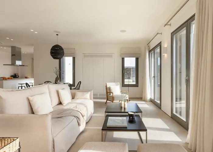 Celestial Santa Maria (Paros)