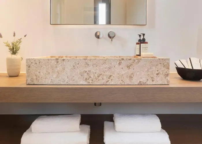 Celestial * Santa Maria (Paros)